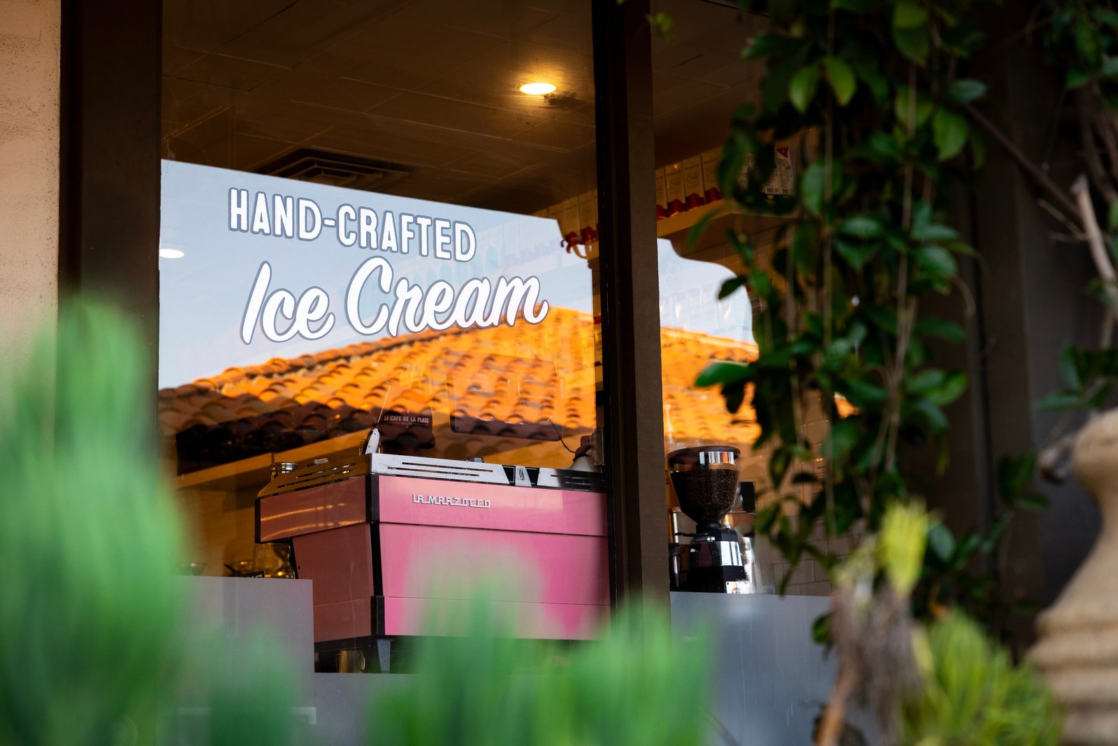 Food & Beverage — 25